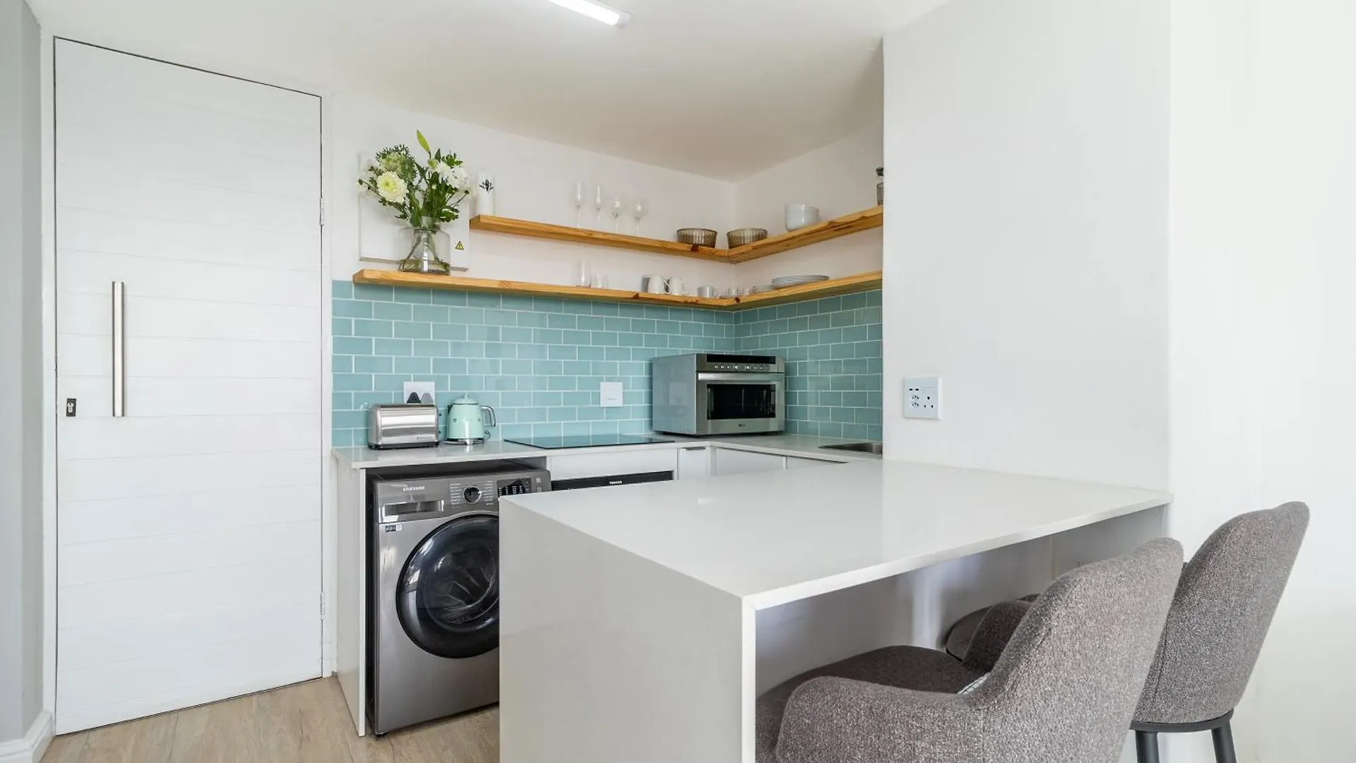 Apartment 1 Bedroom Apartment, The Centurion, Seapoint, Cape Town, South Africa